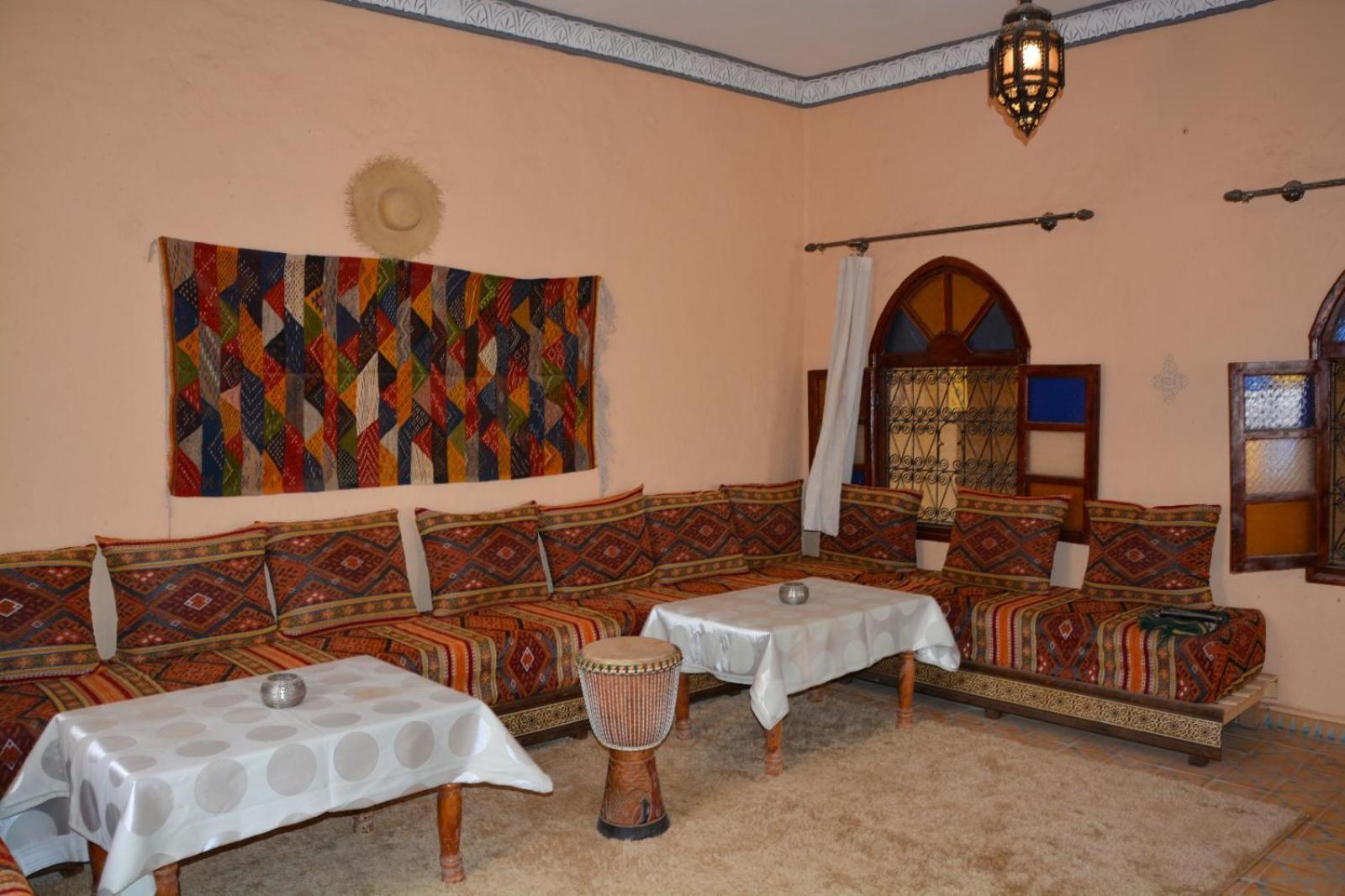 Готель Sahara House Мерзуга Екстер'єр фото