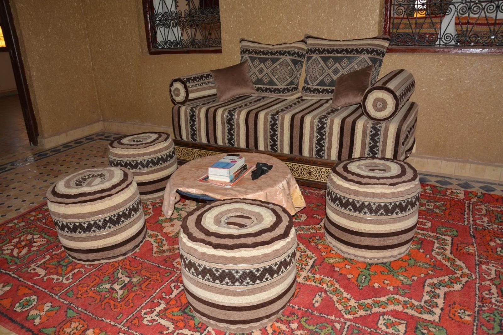 Готель Sahara House Мерзуга Екстер'єр фото
