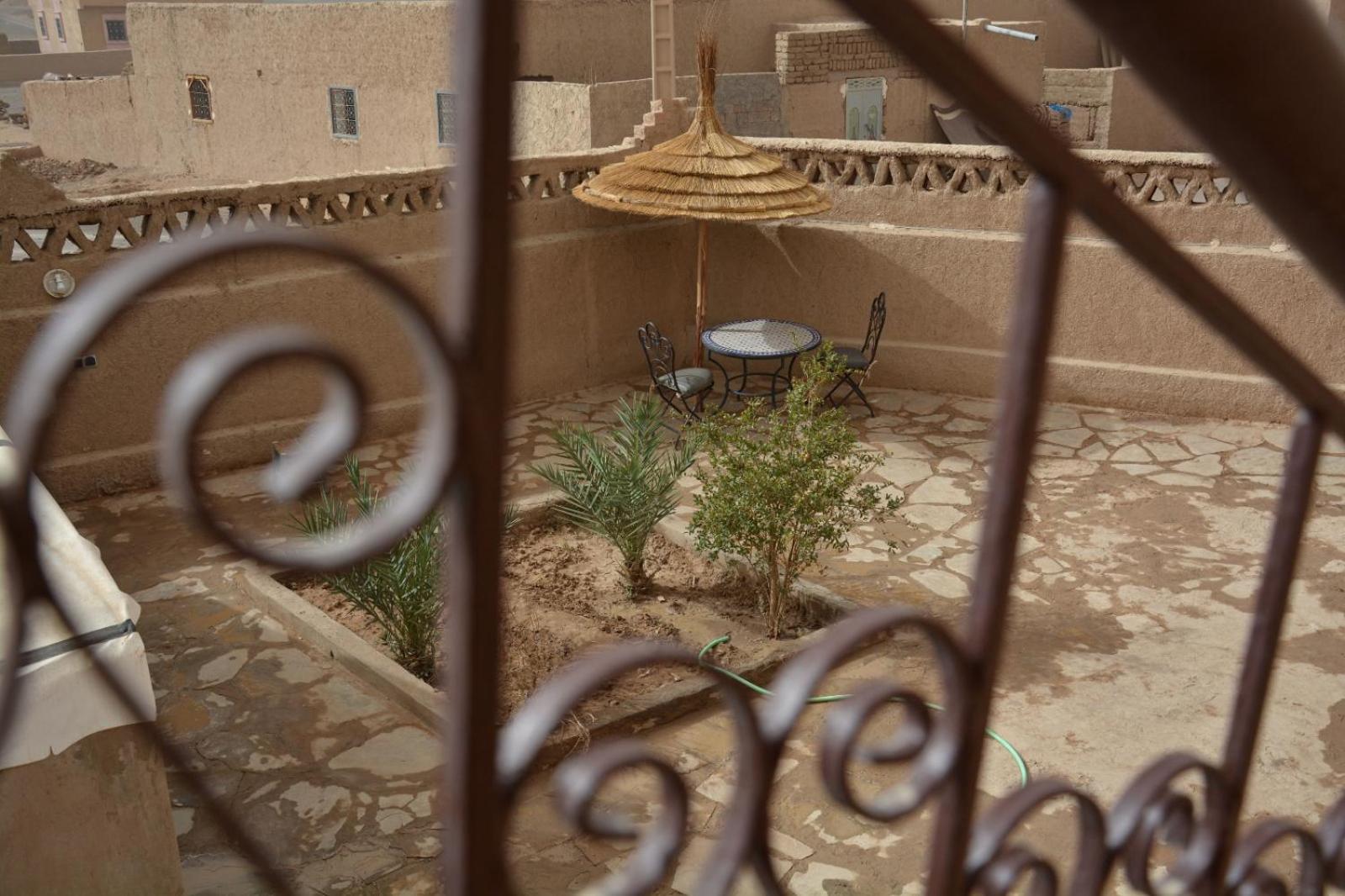 Готель Sahara House Мерзуга Екстер'єр фото