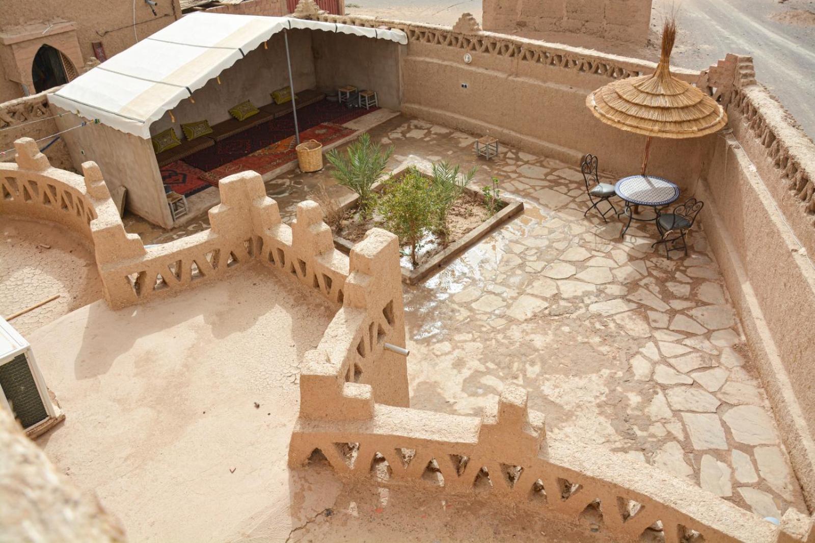 Готель Sahara House Мерзуга Екстер'єр фото