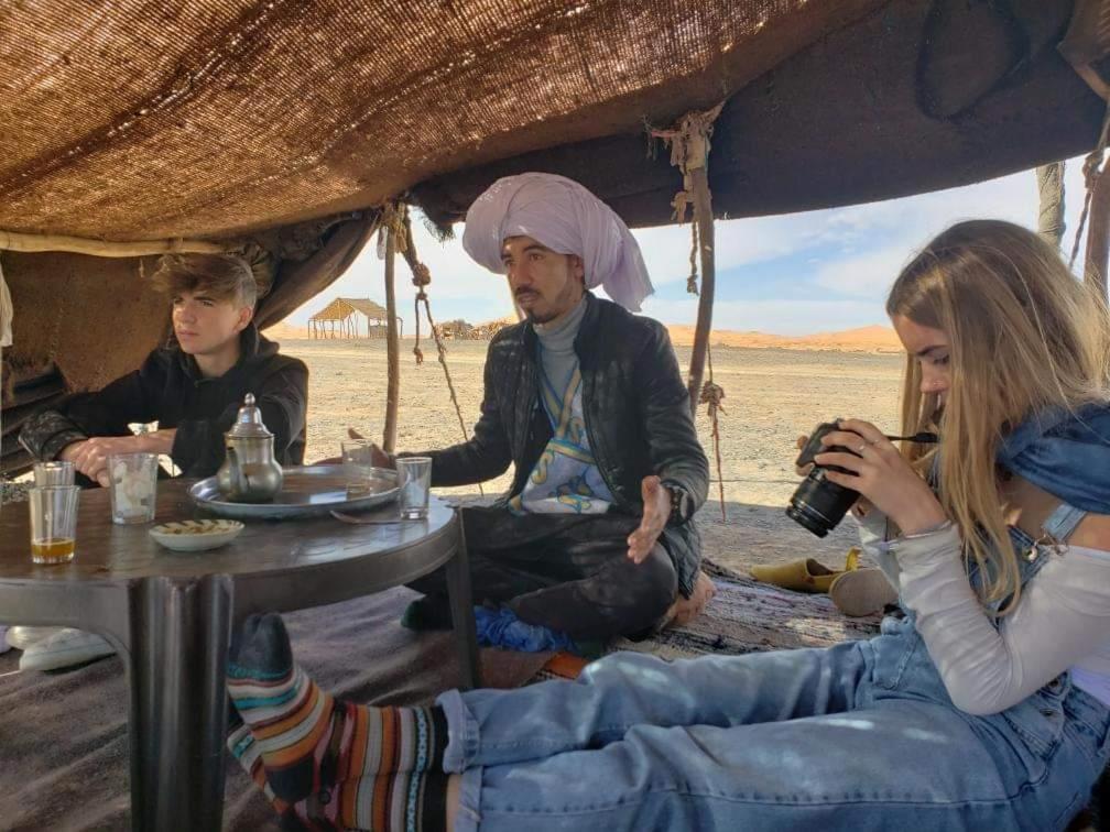 Готель Sahara House Мерзуга Екстер'єр фото